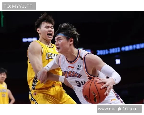 上海足球队在总决赛积分榜上以90分稳居第一名展现强劲实力 上海足球队在总决赛积分榜上以90分稳居第一名展现强劲实力